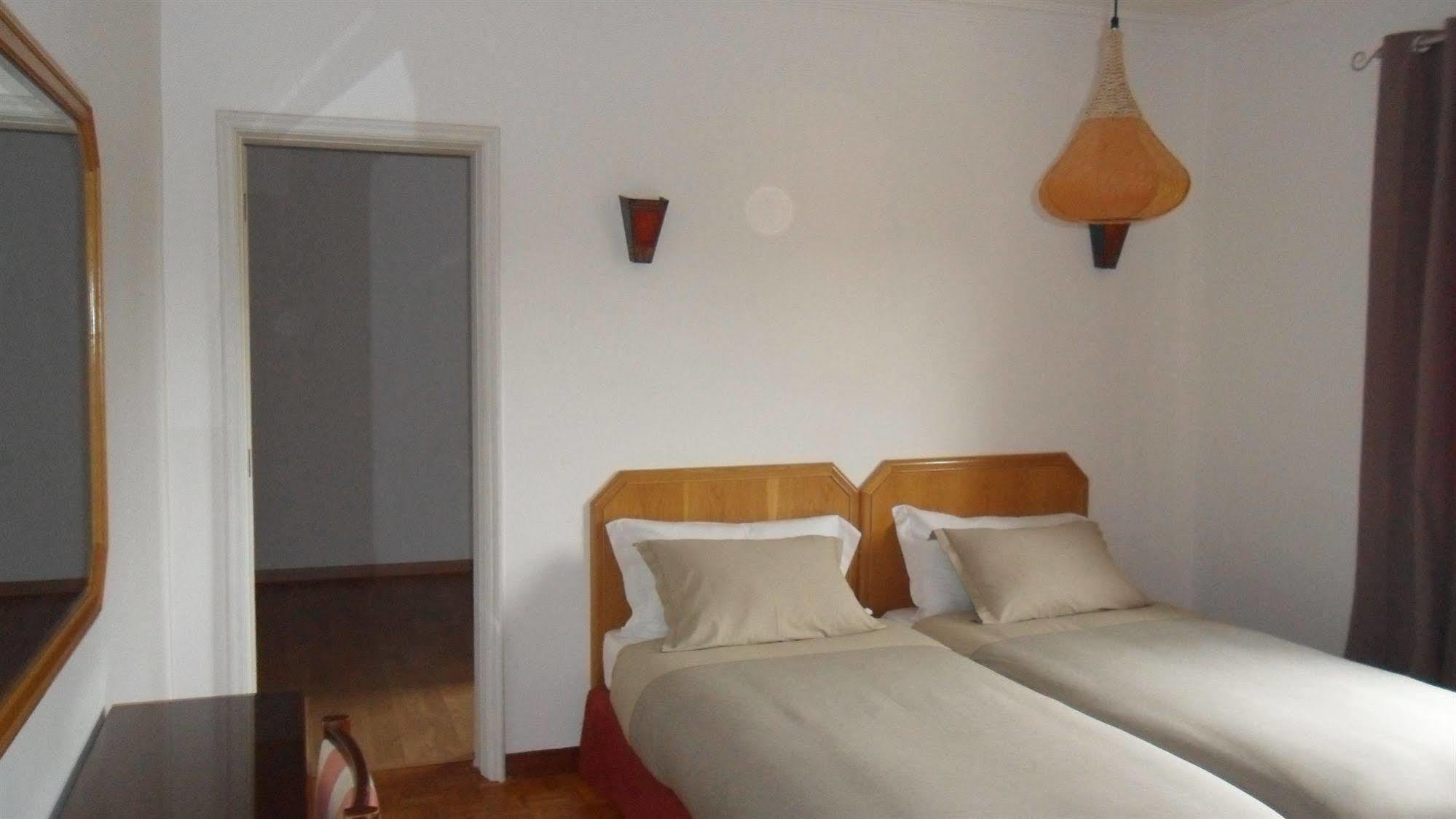 Guincho Wind Factory Guest House Cascais Eksteriør billede